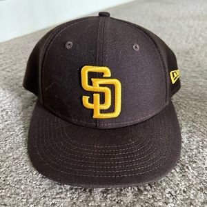 Brown San Diego padres fitted cap size 7 3/8 (LOW PROFILE CAP)